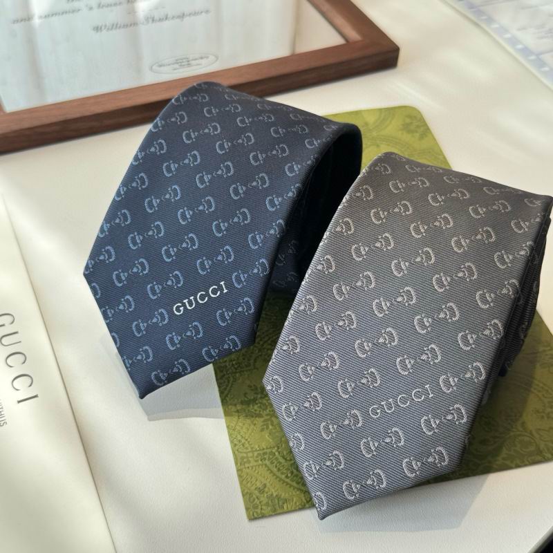 Gucci Tie hm59